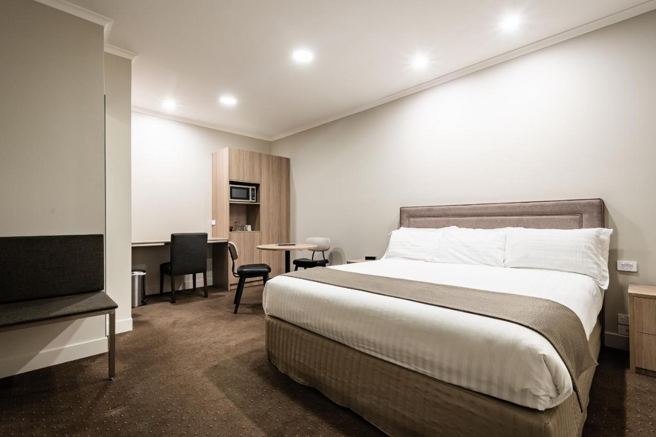 The Lighthouse Hotel Ulverstone Extérieur photo