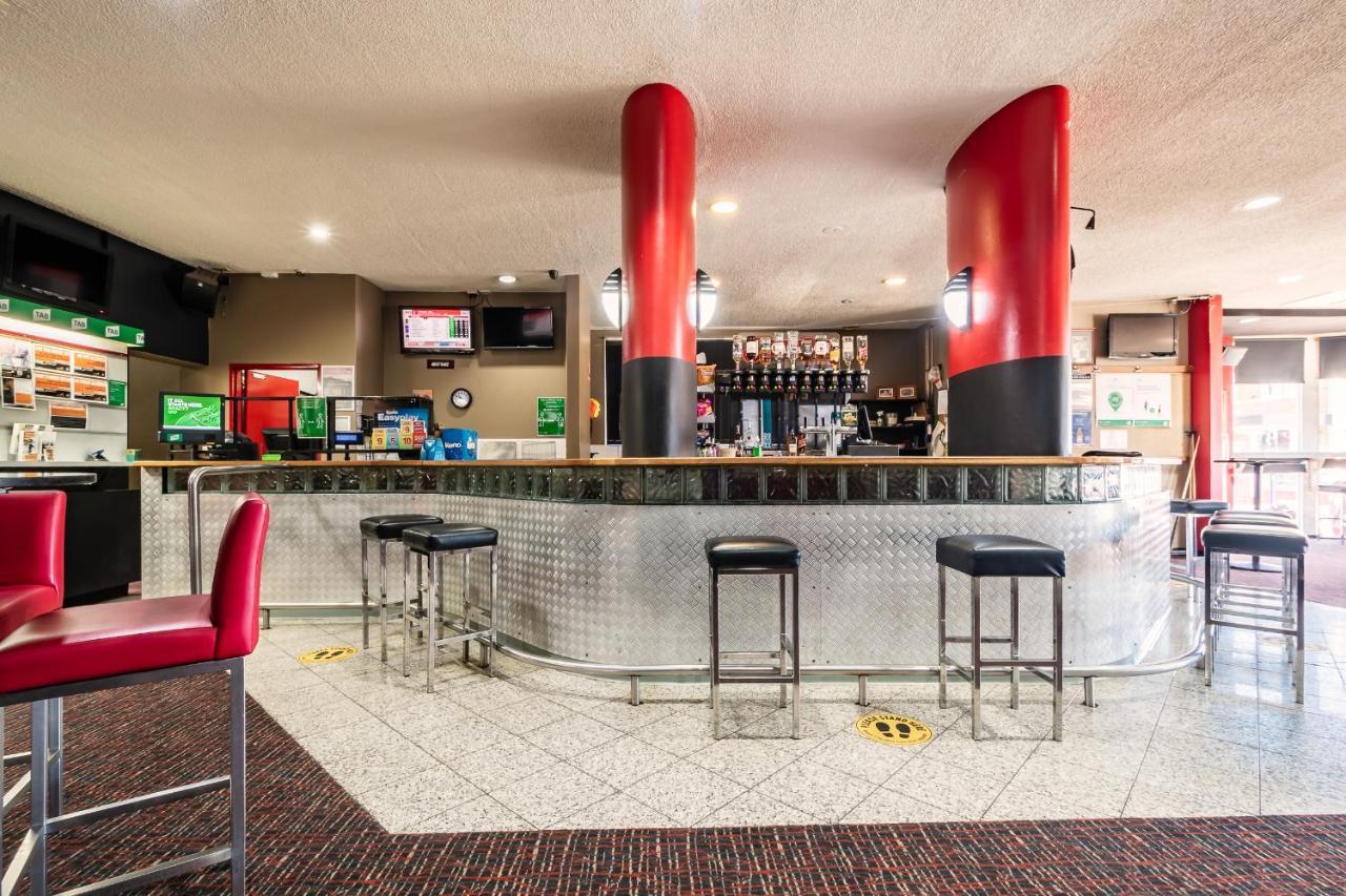 The Lighthouse Hotel Ulverstone Extérieur photo