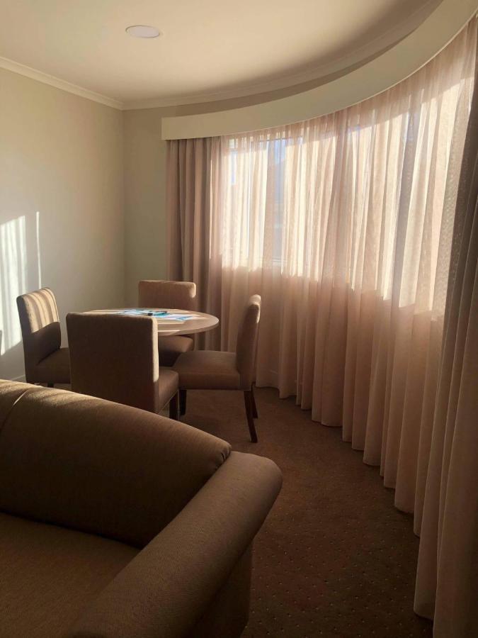 The Lighthouse Hotel Ulverstone Extérieur photo