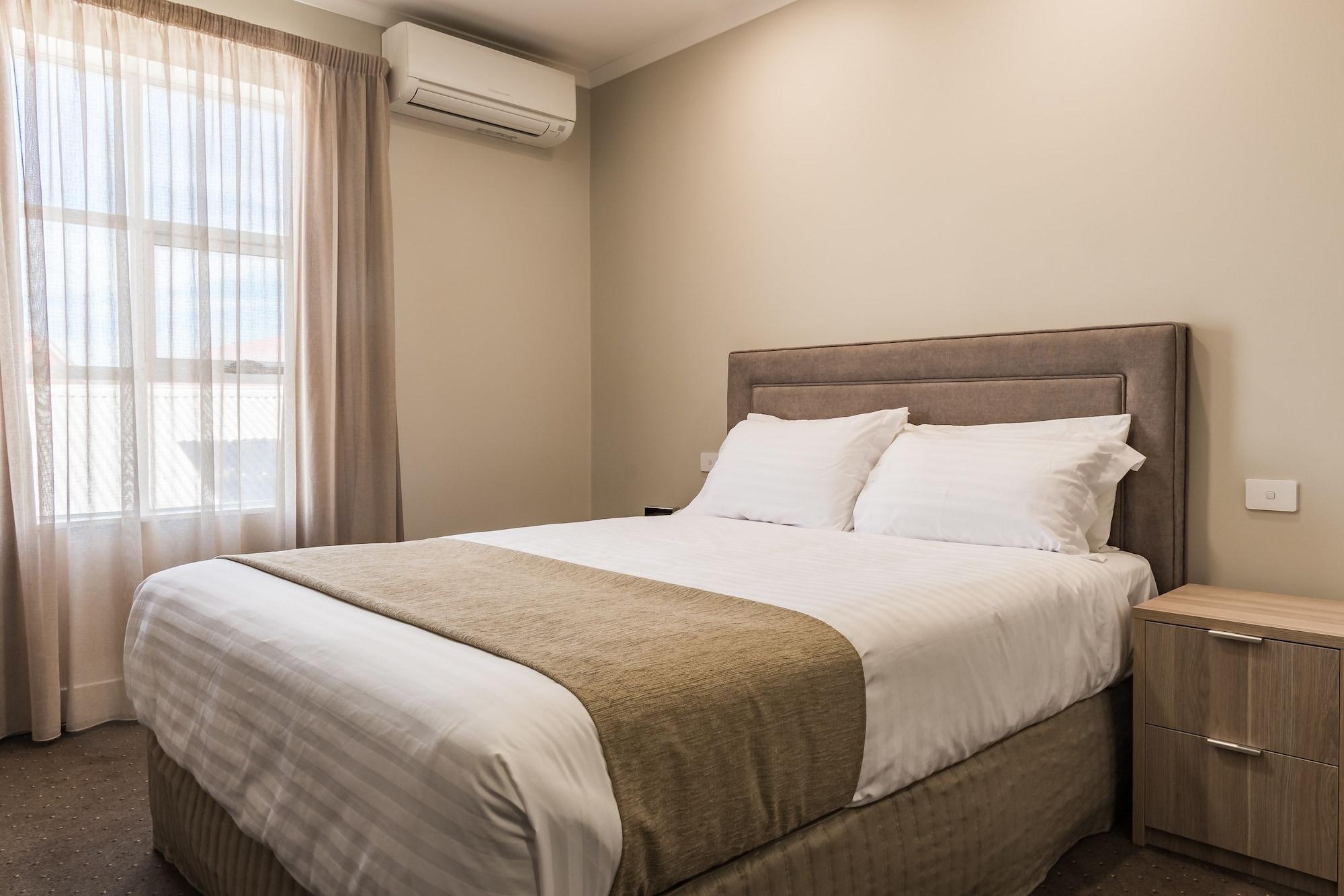 The Lighthouse Hotel Ulverstone Extérieur photo